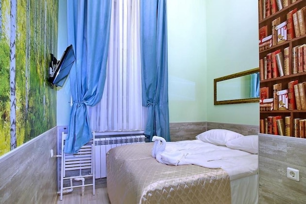 Gallery - Apraxin Hotel