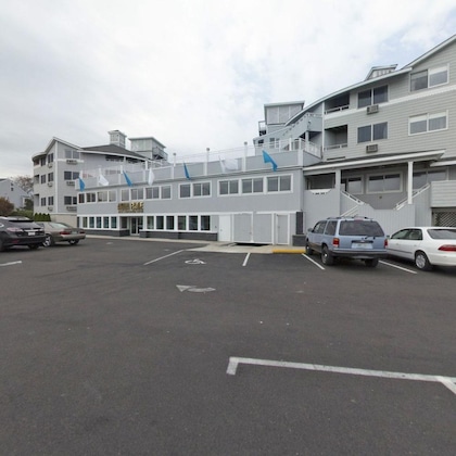 Gallery - Aqua Blue Hotel