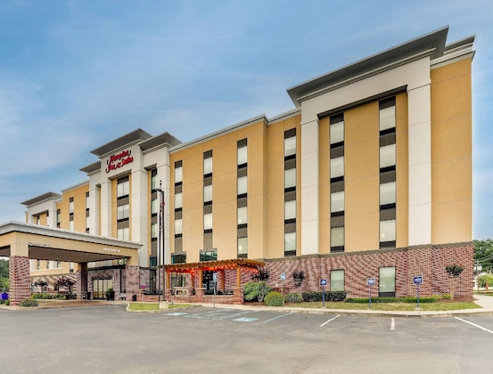 Gallery - Hampton Inn & Suites Rome