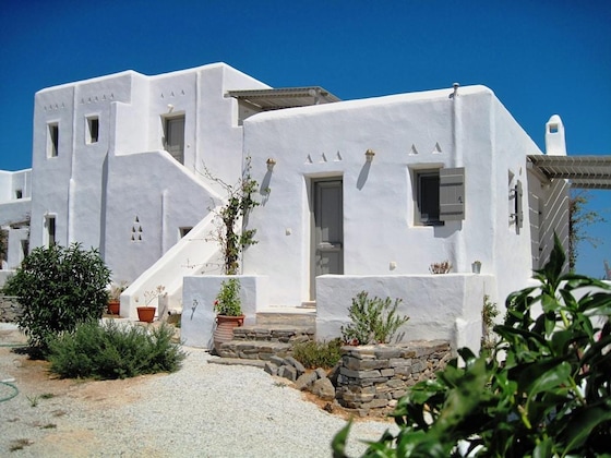 Gallery - Aeraki Villas