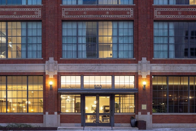 Gallery - Fordson Hotel