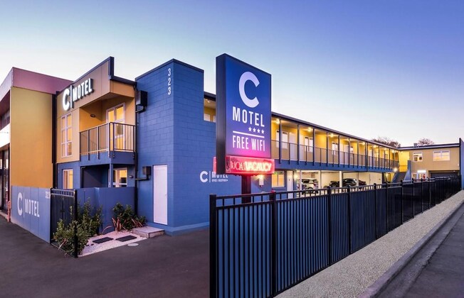 Gallery - C Motel