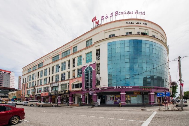 Gallery - B & S Hotel