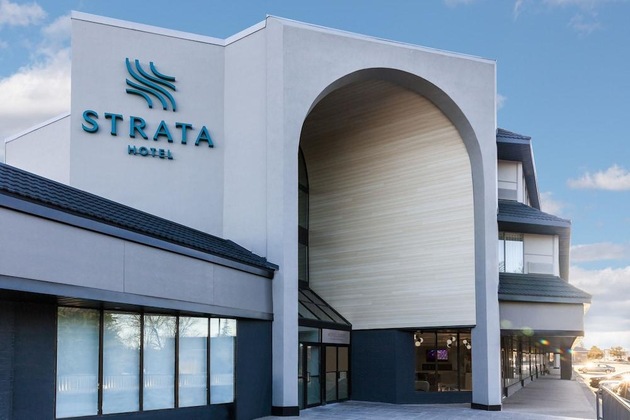 Gallery - Strata Hotel
