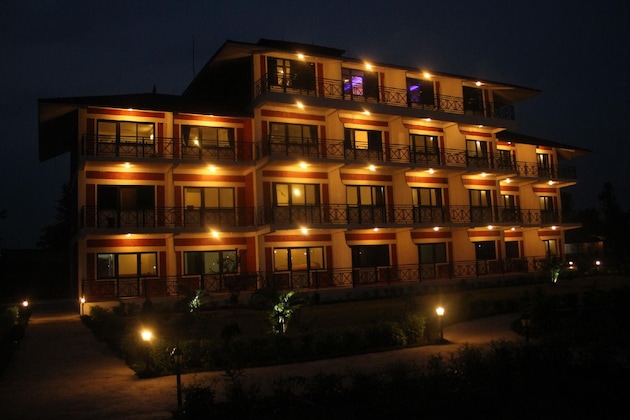 Gallery - Hotel Jungle Crown