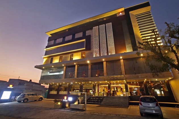 Gallery - Hotel Ln Courtyard
