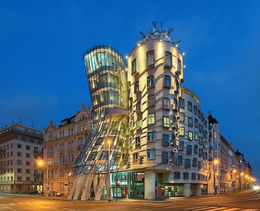 Gallery - Dancing House – Tančící Dům Hotel