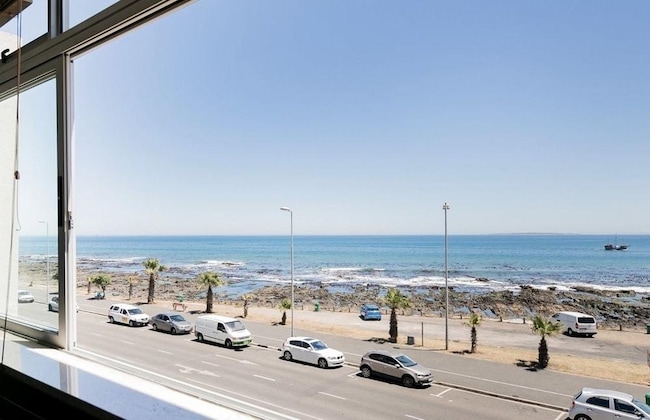 Gallery - Bantry Beach Seaview Apartments