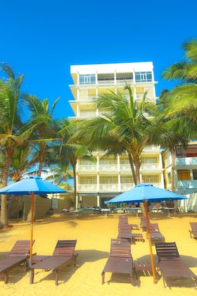 Gallery - Beacon Beach Hotel