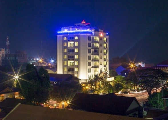 Gallery - Yeak Loam Hotel
