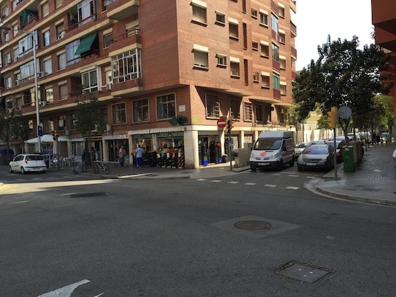 Gallery - Go Bcn Hostal Ideal Badal