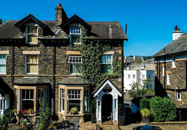 Gallery - Cranleigh Boutique