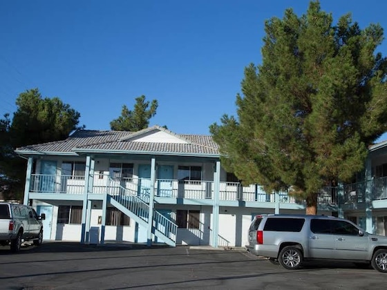 Gallery - Exchange Club Motel