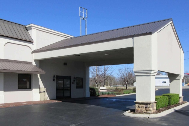 Gallery - Econo Lodge Inn & Suites Manchester
