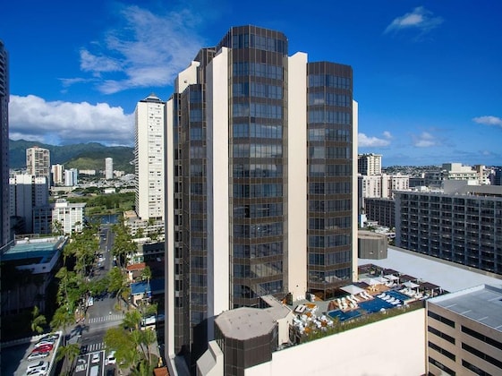 Gallery - Hyatt Centric Waikiki Beach