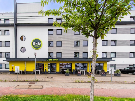 Gallery - B&B Hotel München-Messe