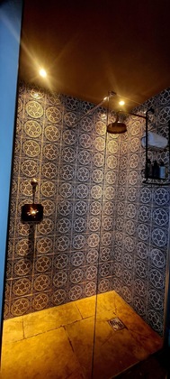 Gallery - Le Petit Chateau & William De Percy