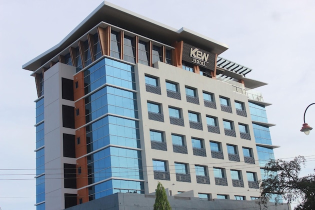 Gallery - Kew Hotel