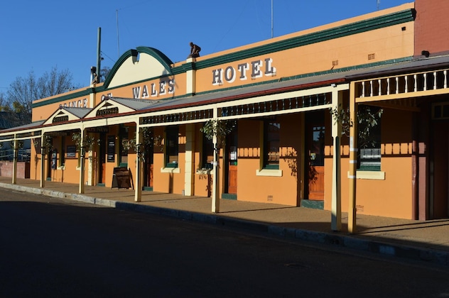 Gallery - Prince Of Wales Motel