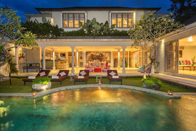 Gallery - Villa 3 Camere 3 Bagni in Seminyak, North Kuta