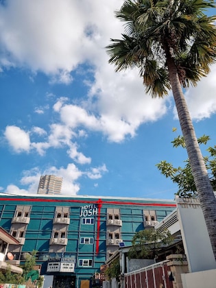 Gallery - Josh Hotel
