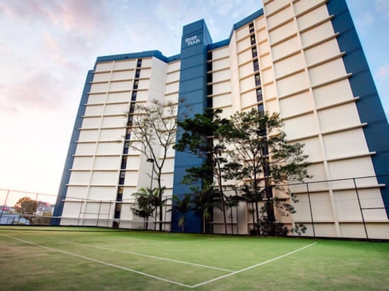 Gallery - River Plaza Apartments