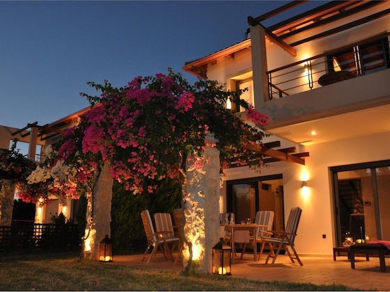 Gallery - Villa Carlos
