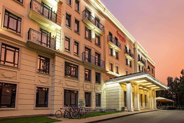 Gallery - Ramada Hotel & Suites By Wyndham Novosibirsk Zhukovka