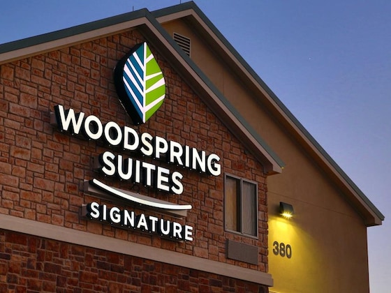 Gallery - Woodspring Suites Signature Las Colinas