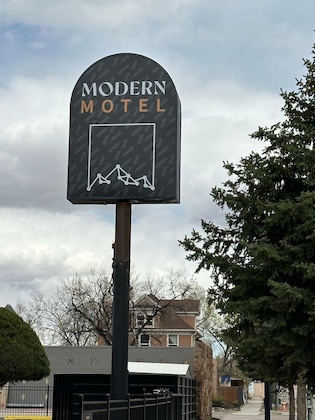 Gallery - Modern Motel