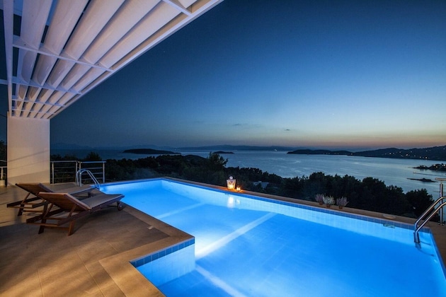 Gallery - Magdani Villas