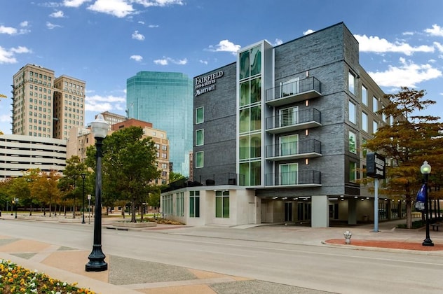 Gallery - Fairfield Inn & Suites Fort Worth Downtown Convention Center