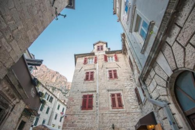 Gallery - Hotel Rendez Vous