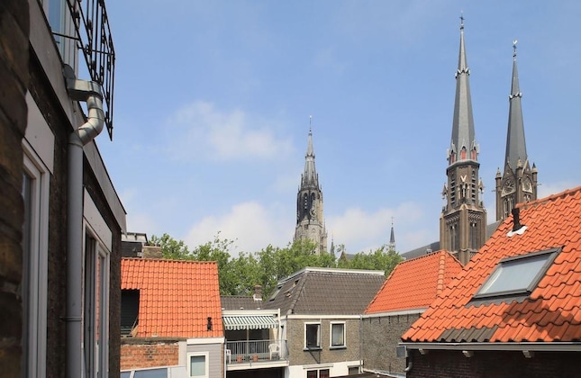 Gallery - Luxury Apartments Delft - Flower Market