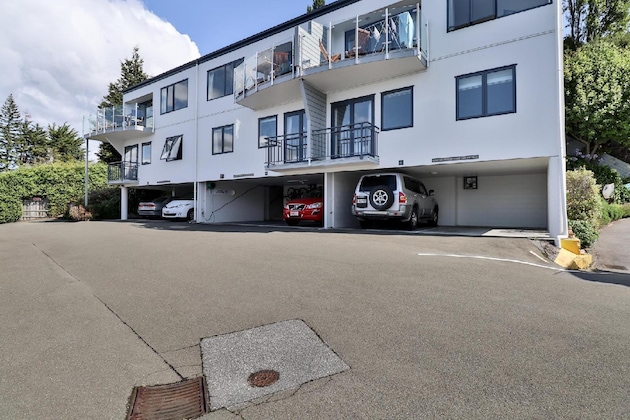 Gallery - Amazing Queenstown Luxury Apartment