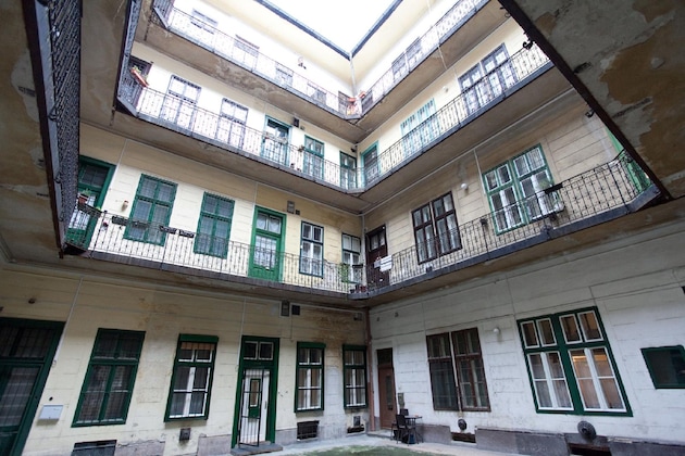 Gallery - Budapest Easy Flats - Opera Apartments