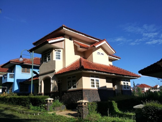 Gallery - Villa Tamie Bumi Ciherang