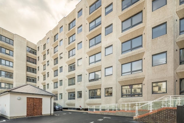Gallery - Skyline Luxury Apartments