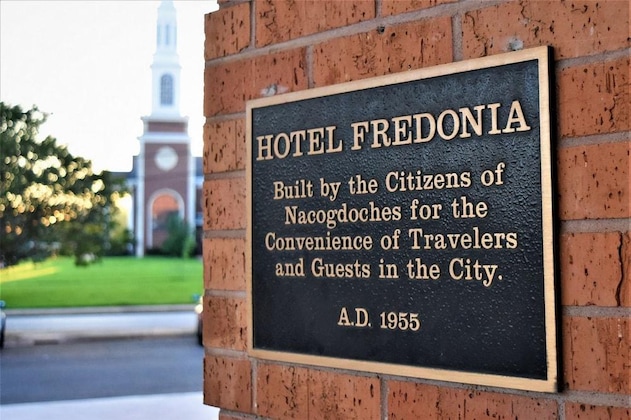 Gallery - The Fredonia Hotel And Convention Center