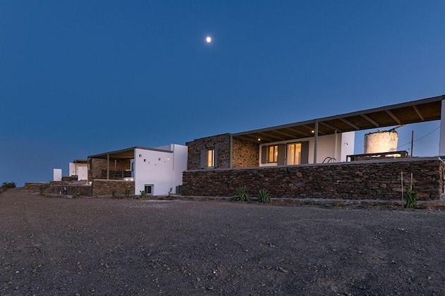 Gallery - Windmills Villas