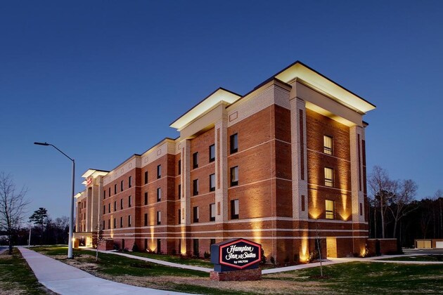 Gallery - Hampton Inn & Suites Knightdale Raleigh