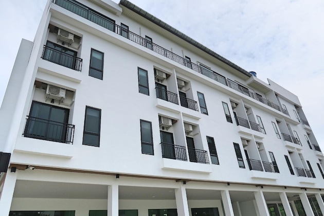Gallery - Good Morning Hotel At Takuapa
