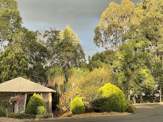 Gallery - Crows Nest Motel
