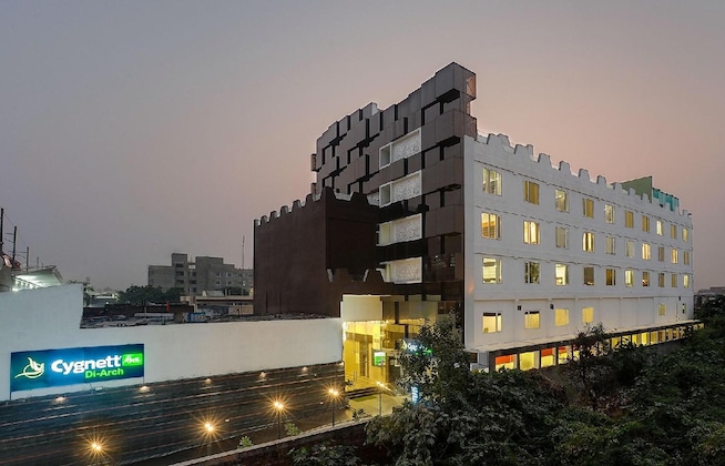 Gallery - Cygnett Park Di- Arch