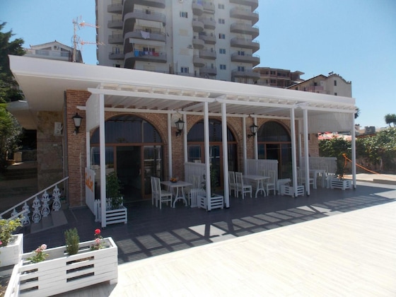 Gallery - Sunset Suites