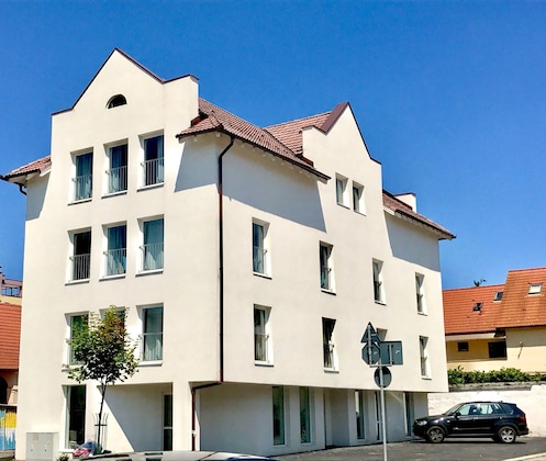 Gallery - City Center Boutique Apartments