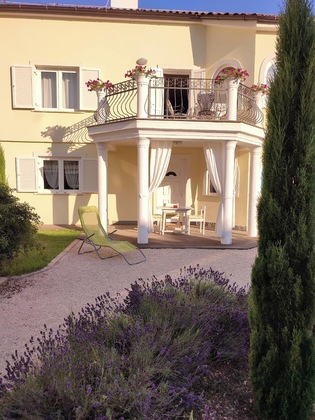 Gallery - Villa Mandolina Apartments
