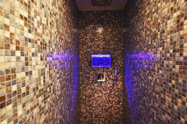 Gallery - Moments Boutique Hotel