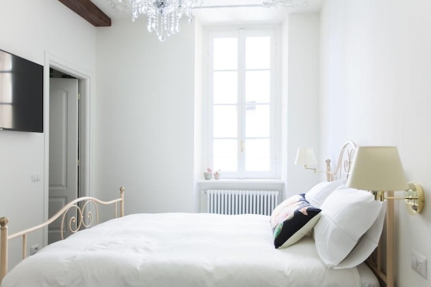 Gallery - Alessia's Place