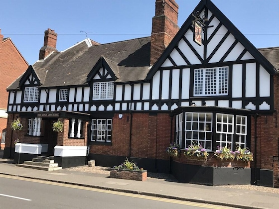 Gallery - The Kings Arms Hotel